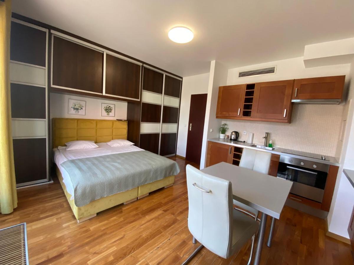 Silver Apartments Wroclaw Ngoại thất bức ảnh