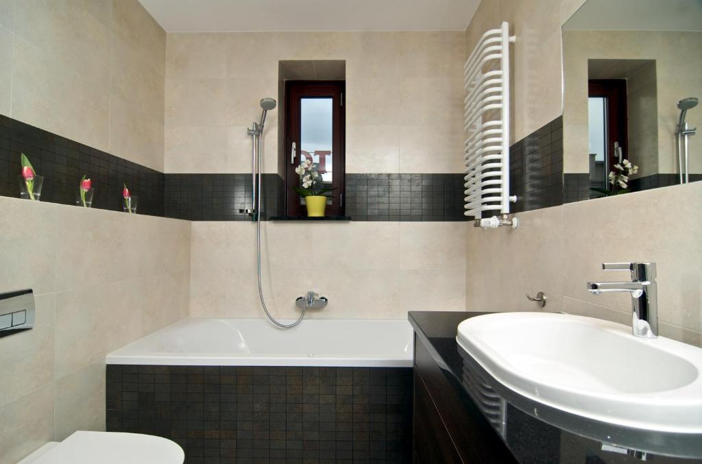 Silver Apartments Wroclaw Phòng bức ảnh