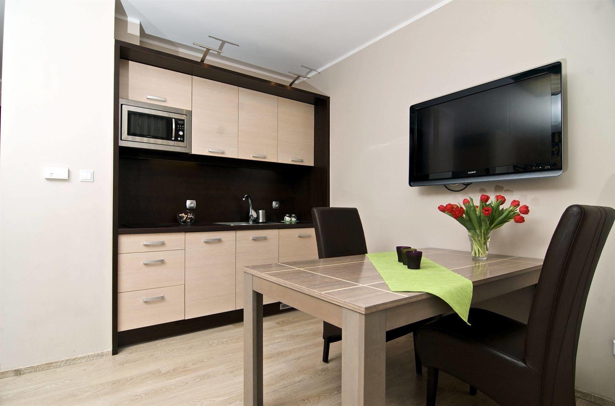 Silver Apartments Wroclaw Ngoại thất bức ảnh